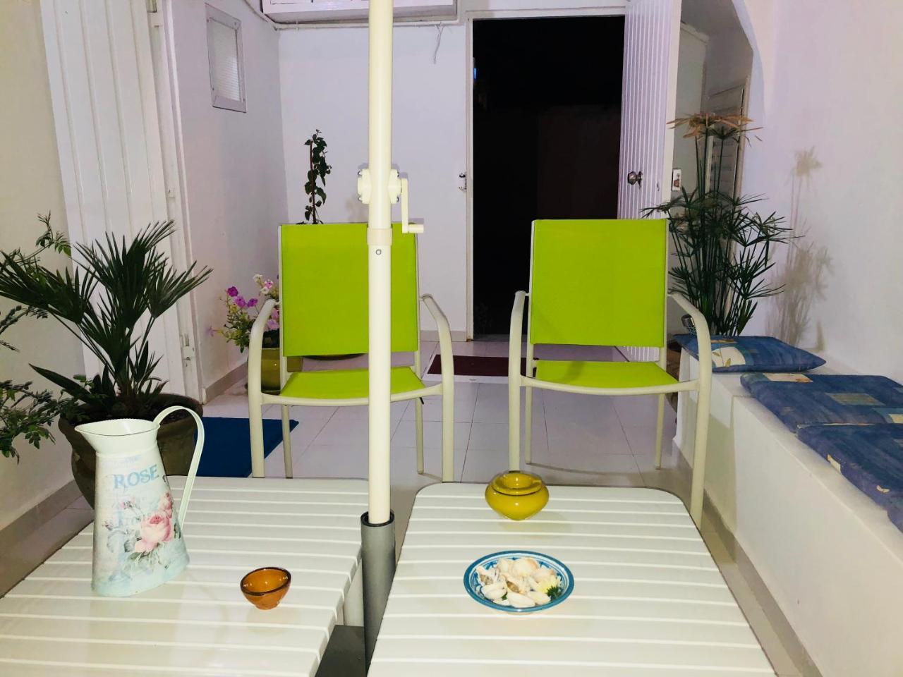 Cosy Appart En Plein Coeur De La Marsa Exterior foto